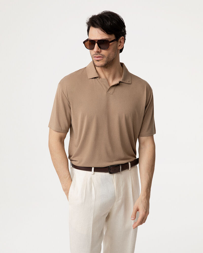 Polo nocciola vestibilit&agrave; rilassata,  image number null